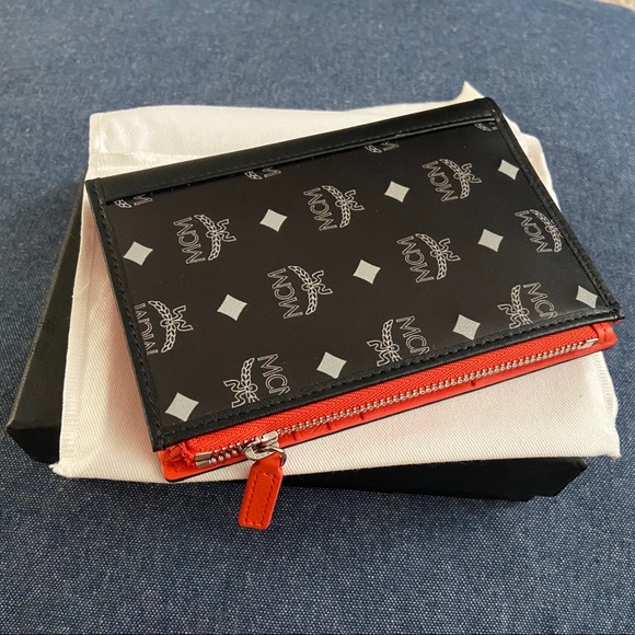 Sold MCM passport holder wallet with zip pocket - Picture 2 of 11